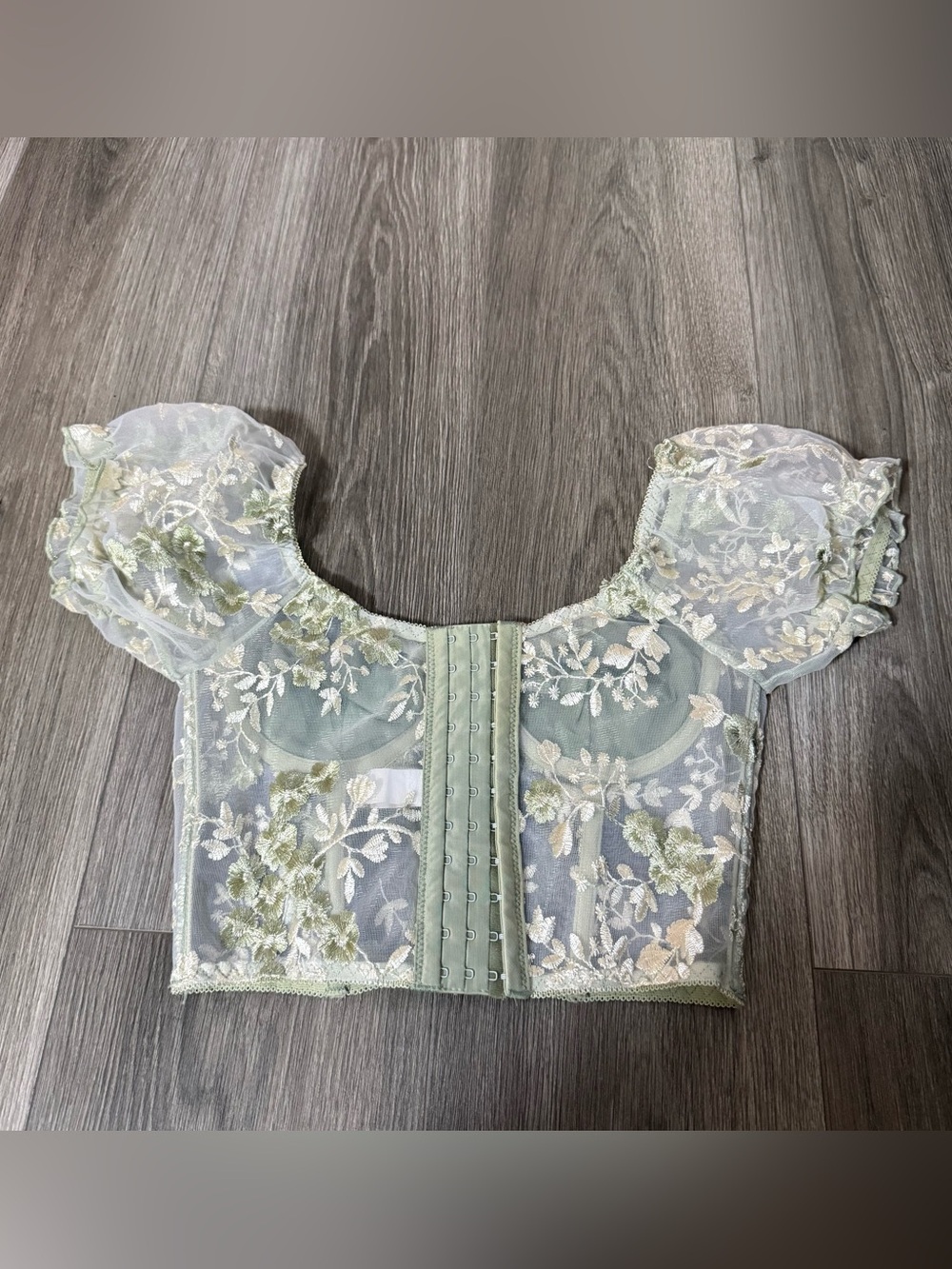 ROMWE Sage Green Floral Puff Sleeve Crop Top Size Small Whimsy Fairy Boho - Picture 4 of 10